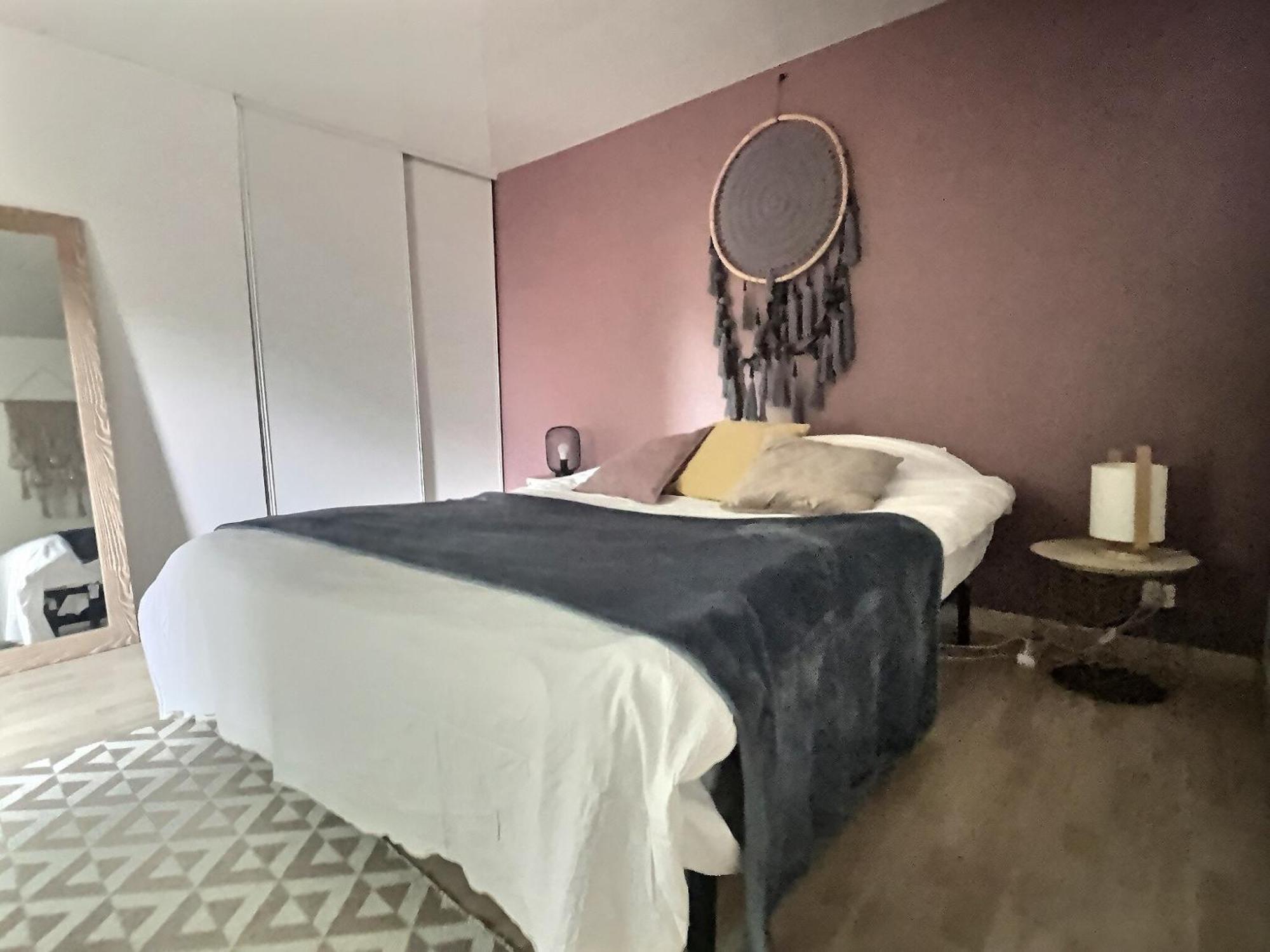 Le Grandthille Apartment Châlons-en-Champagne Екстериор снимка
